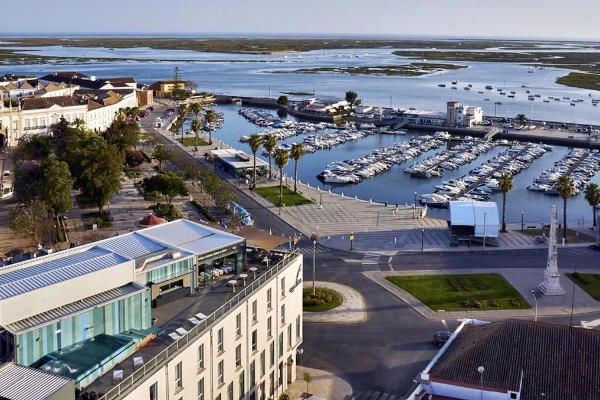 Hotel Faro & Beach Club